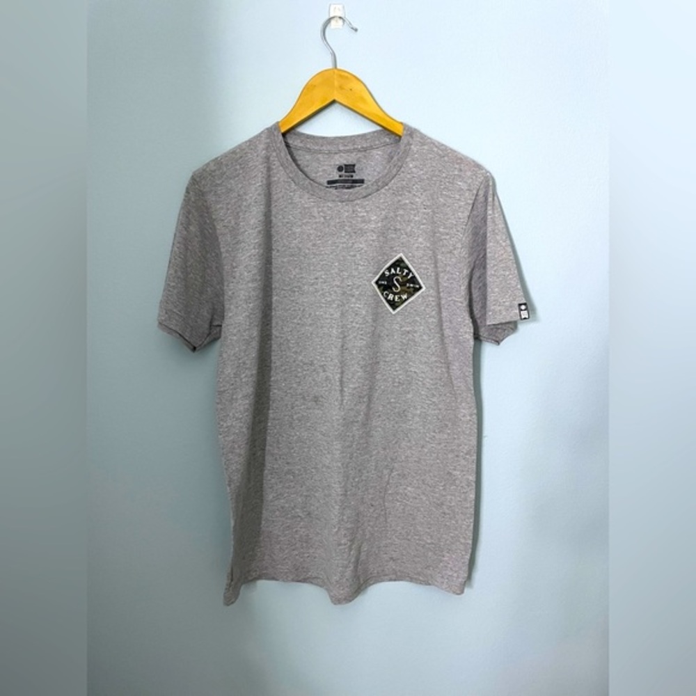 Uni-sex Salty Crew T-shirt - Size‎ Medium